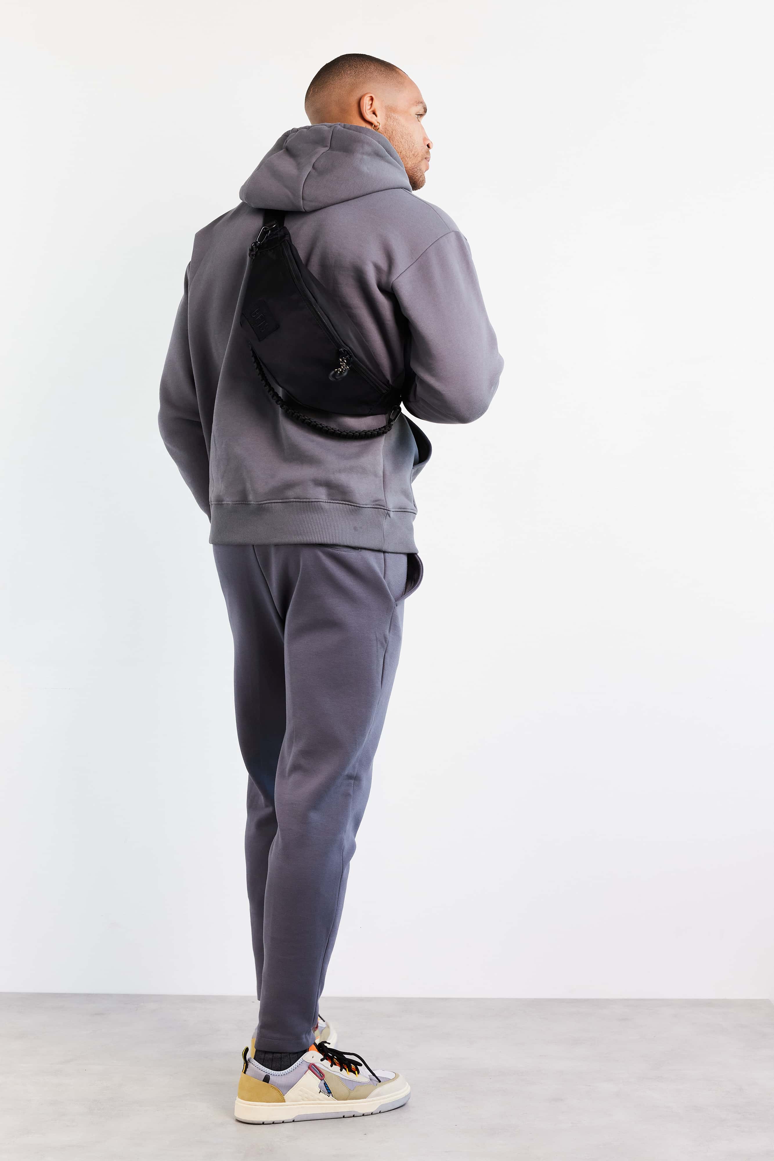 Resale The Sport Pack in Black