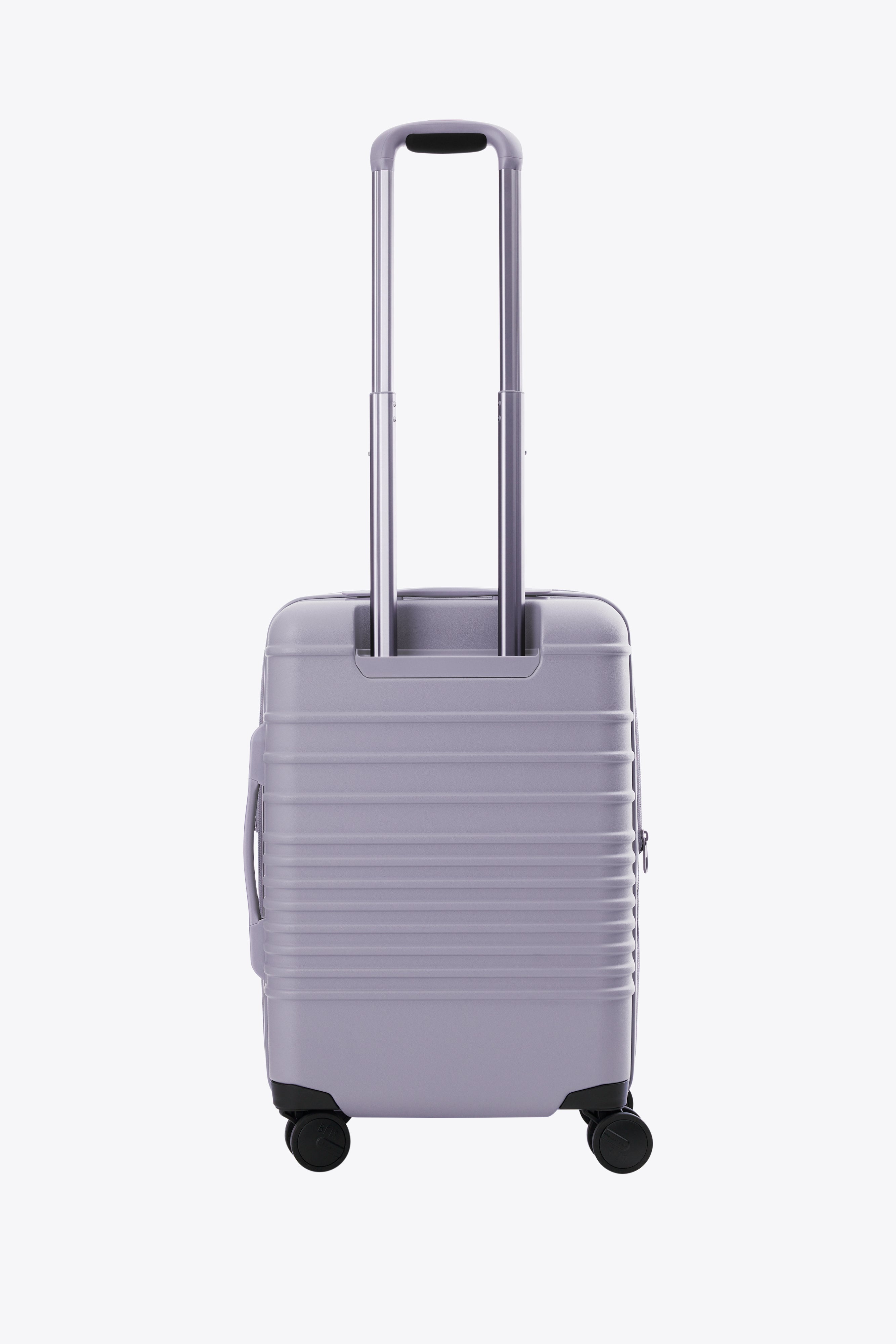 Resale The Carry-On Roller in Lavender