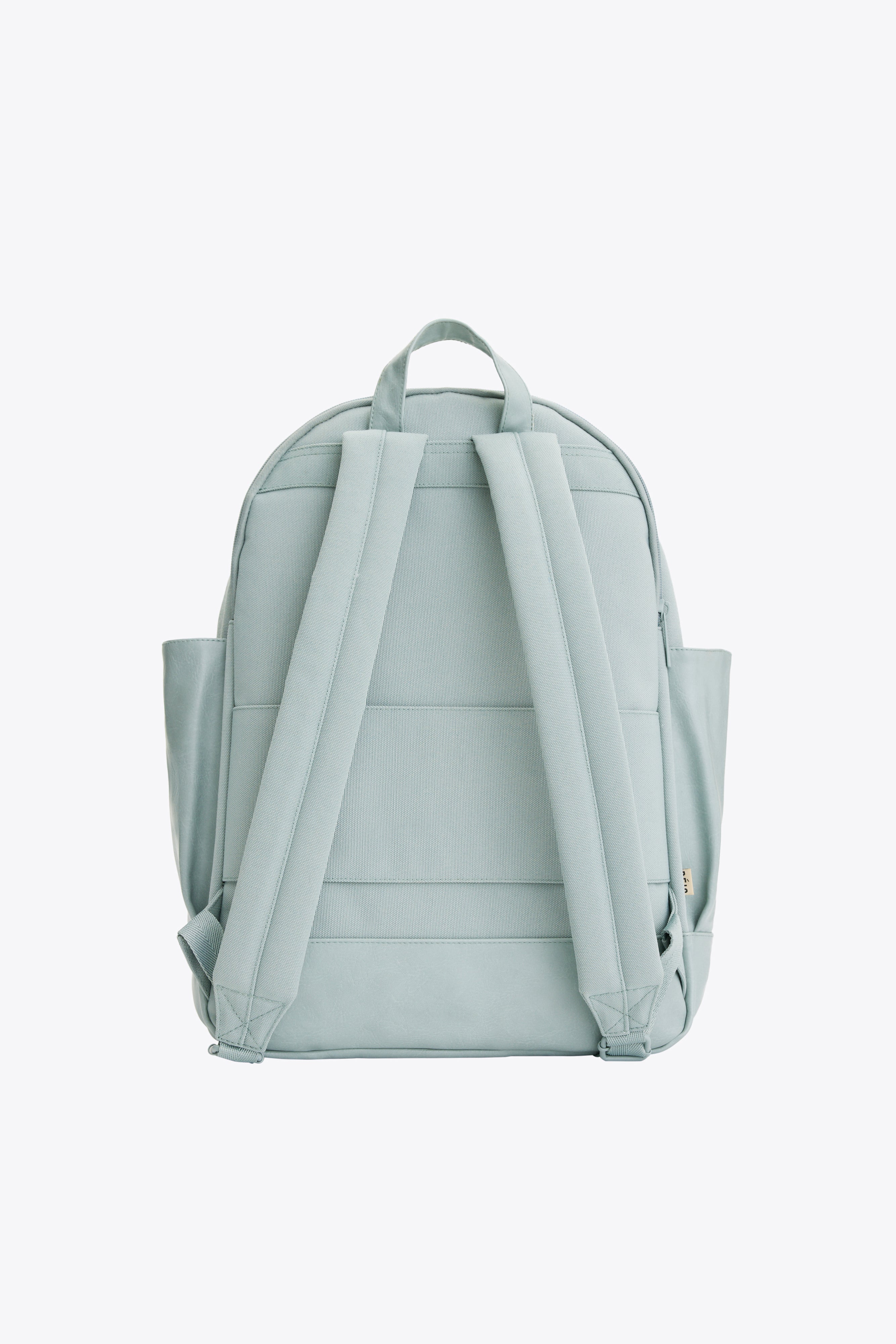 Resale The Travel Backpack in Slate