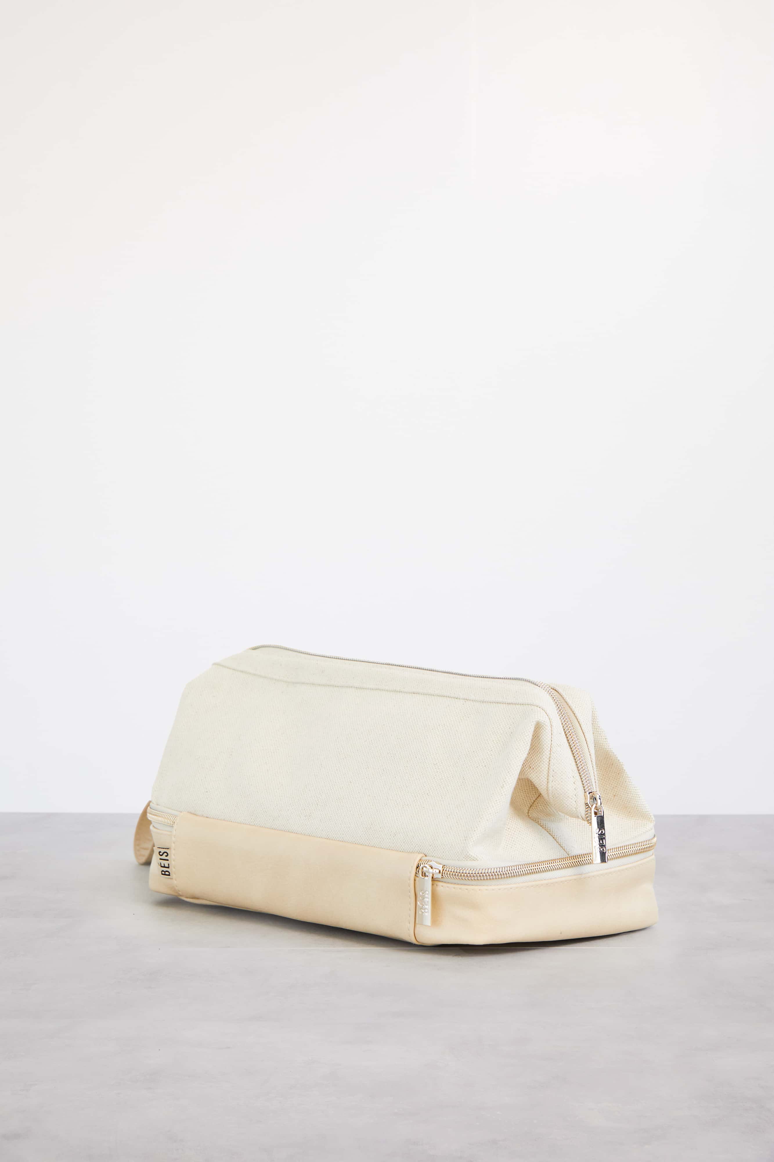 Dopp Kit Beige Front
