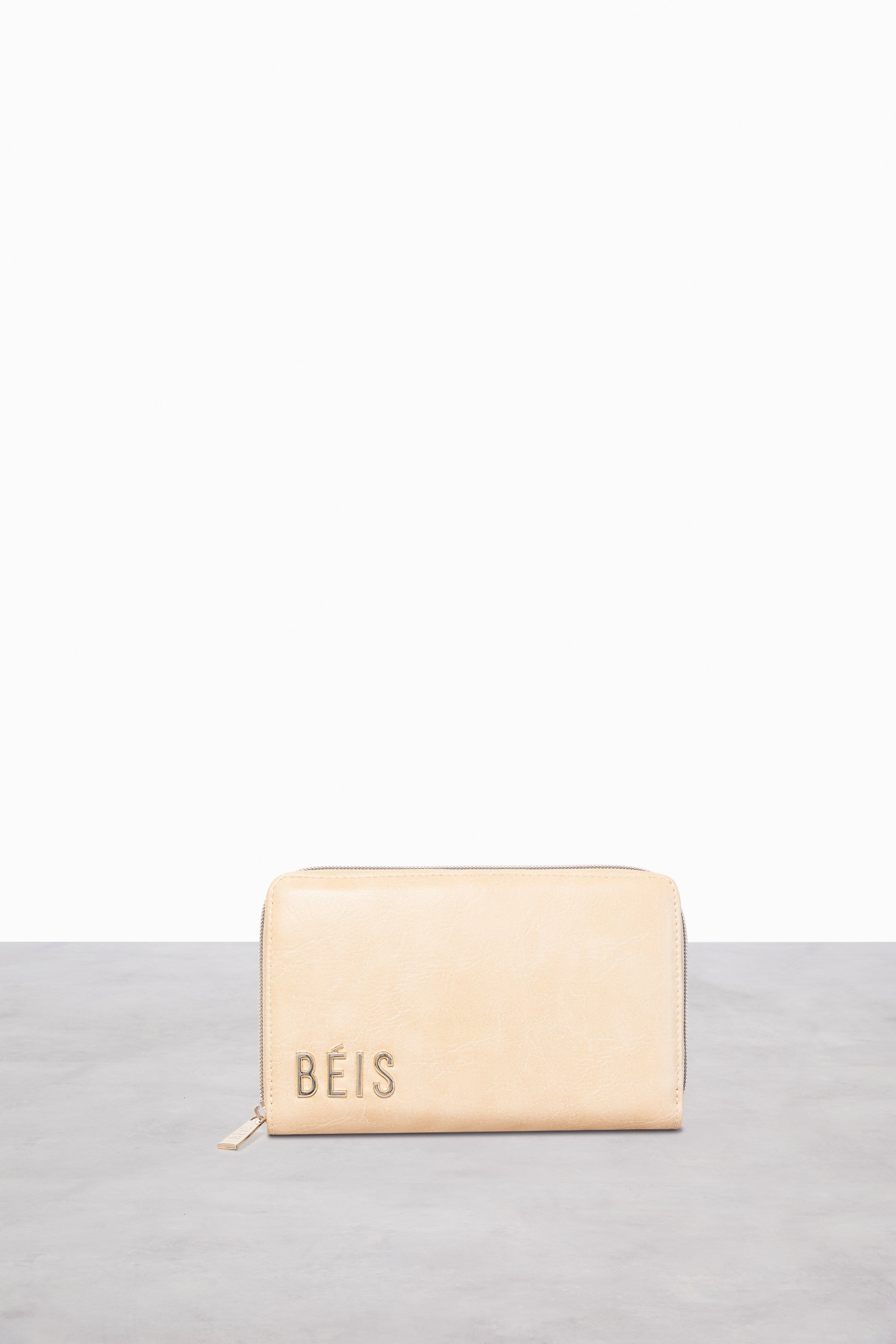 Travel Wallet Beige Front